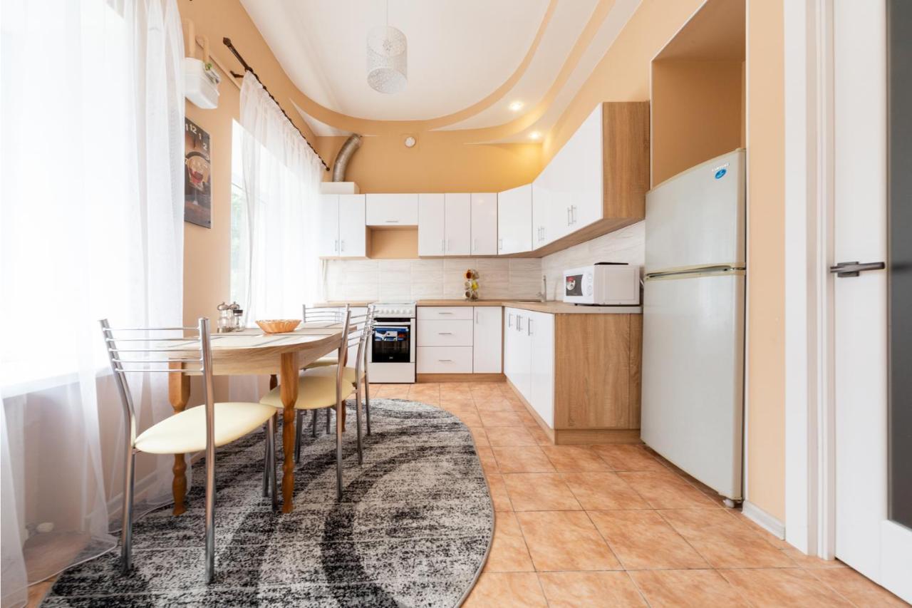 Apartment Center Of Одесса Экстерьер фото